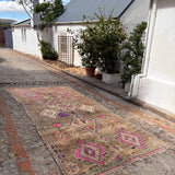MOR - Unique Vintage Rug (UV 7)