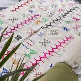 MOR - EMBROIDERED KILIM - MED RUG. (1)