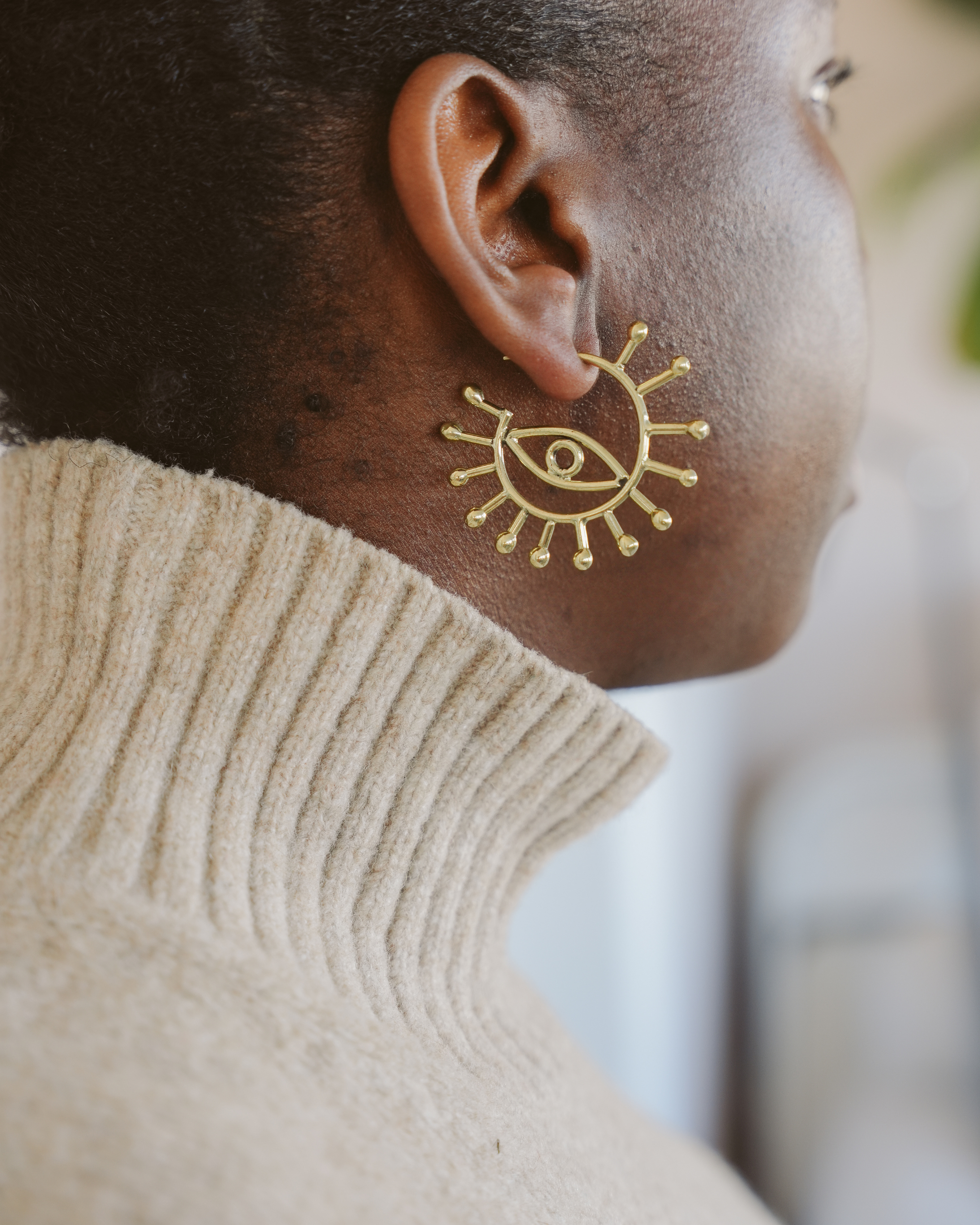 Asha Magic Eye Hoops